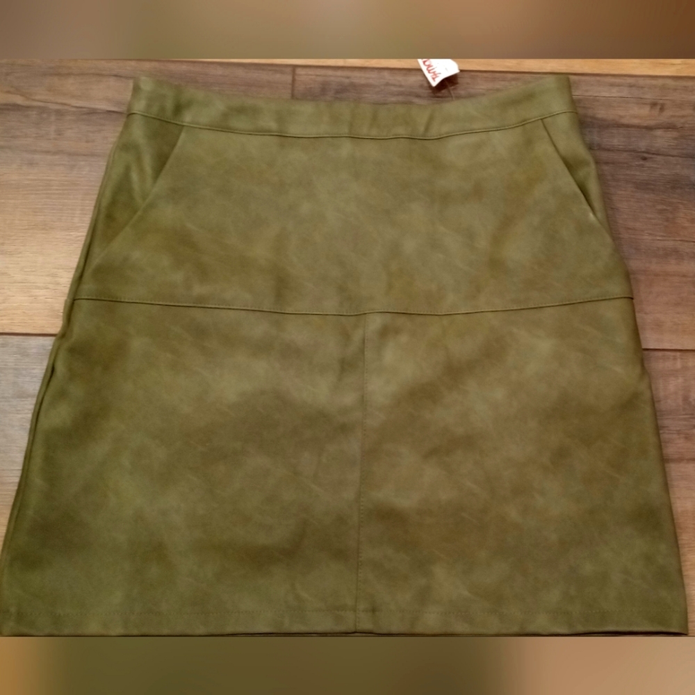 Hunter Green vegan Leather Mini Skirt